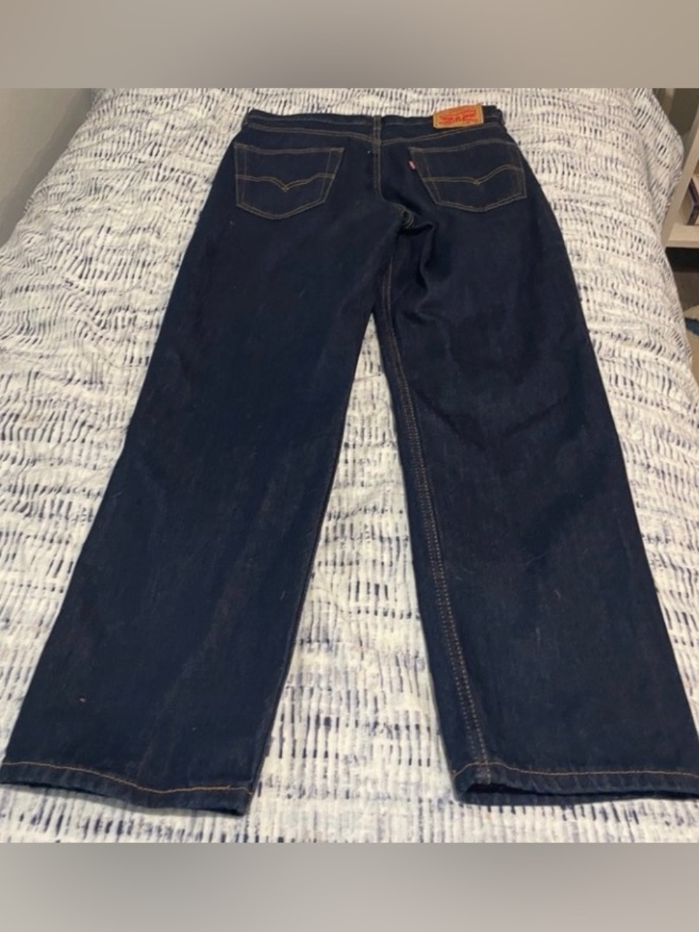 Levi’s 550 Men’s Jeans 34x32 Dark Wash Straight Leg NEW